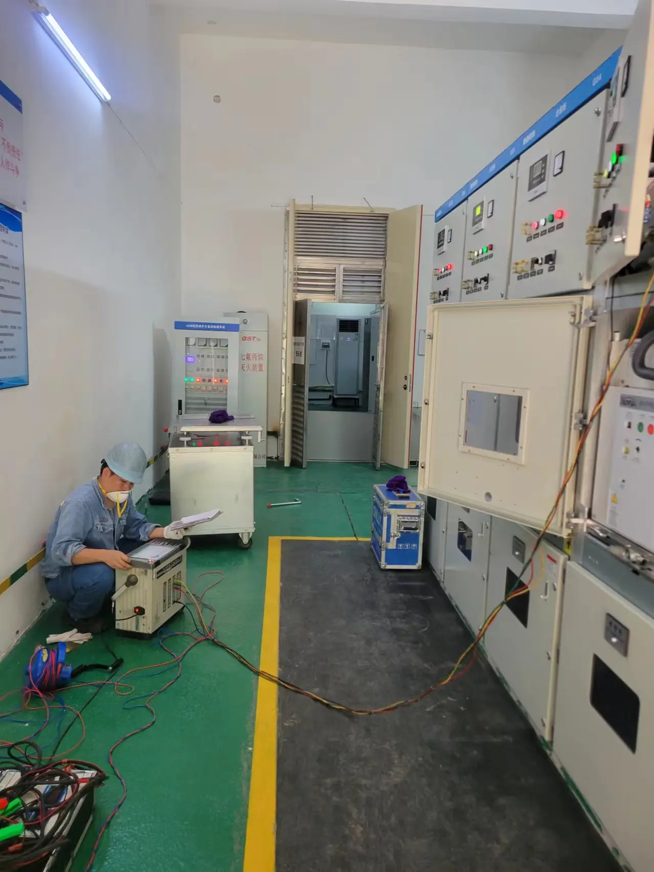 帶電作業(yè)的方式及安全距離